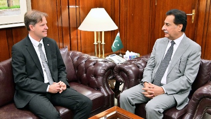 Islamabad 10.08.2026: Member of the European Parliament Mr. Ondrej Dostal called on Speaker National Assembly Sardar Ayaz Sadiq at Parliament House